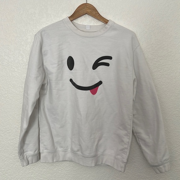 White crew neck - Picture 1 of 1